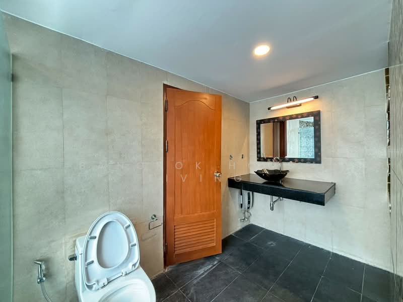 Windsor Tower, Bangkok, 9 Sukhumvit 20 Alley, Khwaeng Khlong Toei, Khlong Toei, Bangkok, 3 Bedrooms, 305 sqm, Condo For Rent, by Bangkok House Living, 500260150 - DDproperty.com