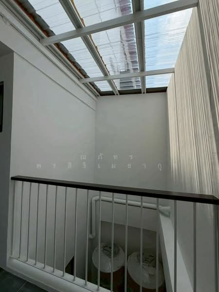 ขาย ทาวน์โฮม 4.5 ชั้น พร้อมลิฟต์ ส่วนตัว-สุขุมวิท (TT8-01426), Bangkok, Bang Chak, Phra Khanong, Bangkok, 4 Bedrooms, 262 sqm, Townhouse For Sale, by ณภัทร พรสิริเมธากุล, 500260153 - DDproperty.com