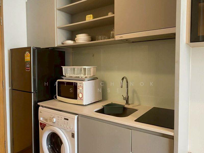 Noble Revo Silom, Bangkok, 88 Soi Surasak Surasak Road, Silom, Bang Rak, Bangkok, 1 Bedroom, 34 sqm, Condo For Rent, by Hathaichanok Saenset, 500260165 - DDproperty.com