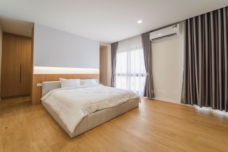 GM Residence, Bangkok, Soi Ekkamai 18, Khlong Tan Nua, Watthana, Bangkok, 3 Bedrooms, 248 sqm, Apartment For Sale, by Wanwisa Khanthongkham, 500260200 - DDproperty.com