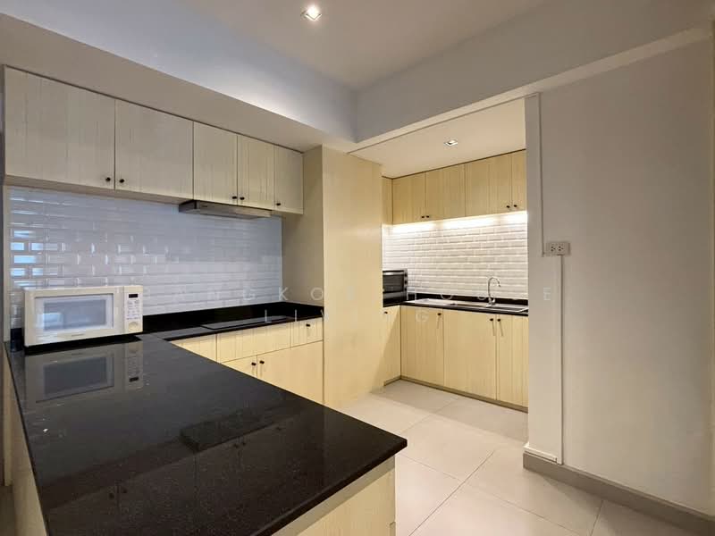 Villa Bajaj, Bangkok, Soi Sukhumvit 19, Khlongtoei Nua, Watthana, Bangkok, 2 Bedrooms, 160 sqm, Apartment For Rent, by Bangkok House Living, 500260217 - DDproperty.com