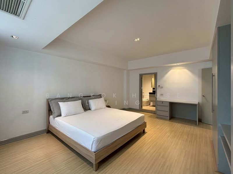 For Rent - Villa Bajaj, Bangkok