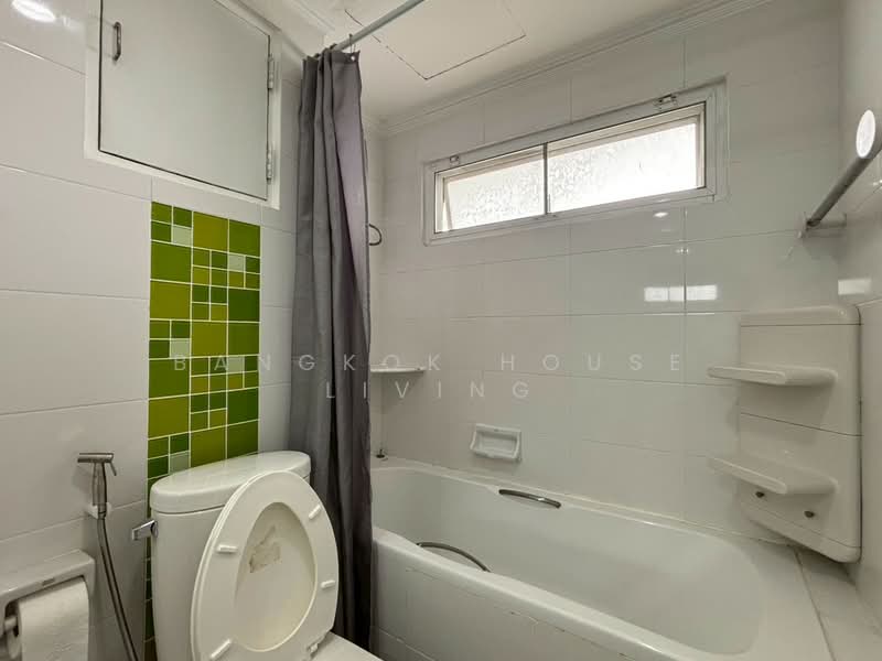 Fifty Fifth Tower, Bangkok, 84 Soi Sukhumvit 55, Sukhumvit Road, Khlong Tan Nua, Watthana, Bangkok, 3 Bedrooms, 223 sqm, Condo For Rent, by Bangkok House Living, 500260259 - DDproperty.com