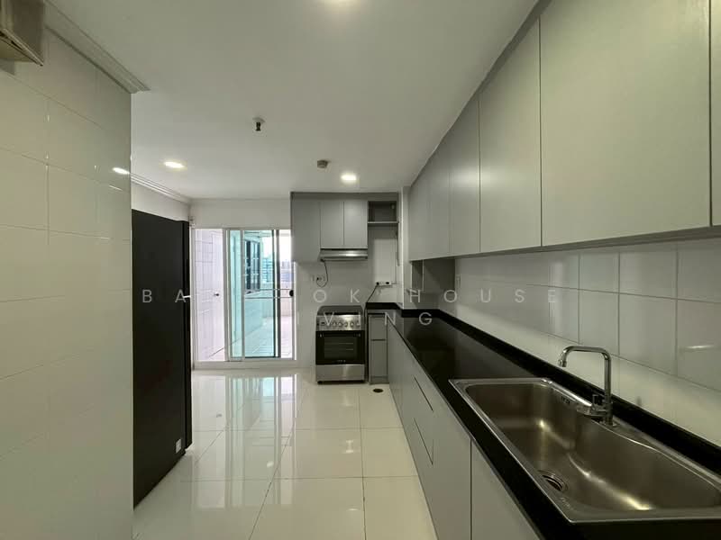 Fifty Fifth Tower, Bangkok, 84 Soi Sukhumvit 55, Sukhumvit Road, Khlong Tan Nua, Watthana, Bangkok, 3 Bedrooms, 223 sqm, Condo For Rent, by Bangkok House Living, 500260259 - DDproperty.com