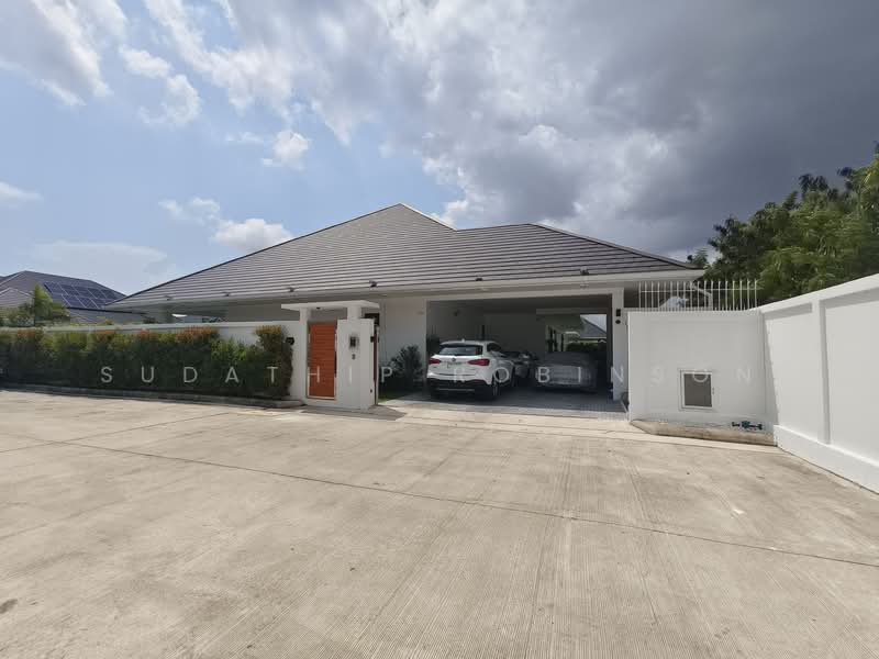 The clouds 2 Hua Hin, Prachuap Khiri Khan, Hin Lek Fai, Hua Hin, Prachuap Khiri Khan, 4 Bedrooms, 408 sqm, Villa For Sale, by Sudathip Robinson, 500260307 - DDproperty.com