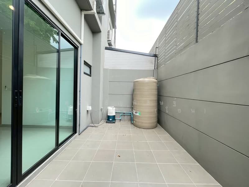 Premium Place MIX Ekkamai-Ramindra : พรีเมี่ยมเพลส มิกซ์ เอกมัย-รามอินทรา, กรุงเทพ, ถนนนวลจันทร์, นวลจันทร์, บึงกุ่ม, กรุงเทพ, 180 ตร.ม., ทาวน์เฮ้าส์ ขาย, โดย คุณ ธัญพิสิษฐ์ จิตประพัฒน์ (โซน), 500260335 - DDproperty.com