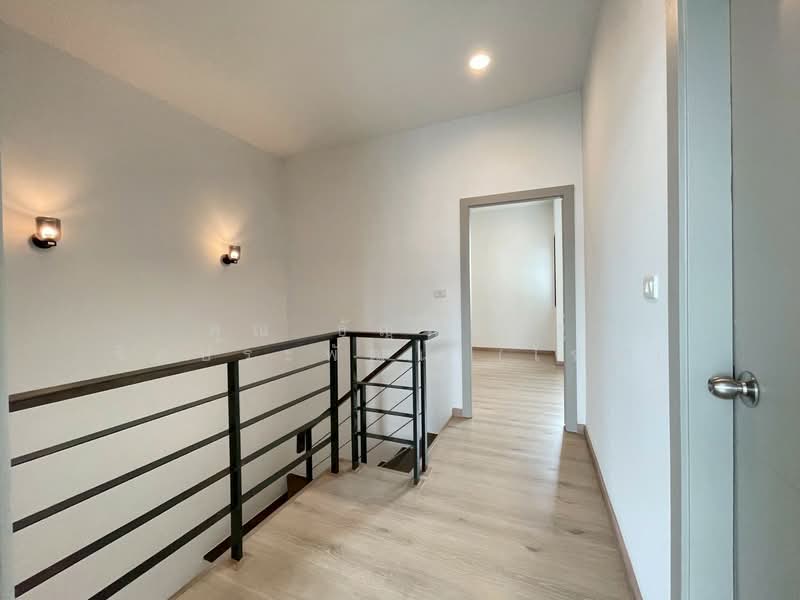 Premium Place MIX Ekkamai-Ramindra : พรีเมี่ยมเพลส มิกซ์ เอกมัย-รามอินทรา, กรุงเทพ, ถนนนวลจันทร์, นวลจันทร์, บึงกุ่ม, กรุงเทพ, 180 ตร.ม., ทาวน์เฮ้าส์ ขาย, โดย คุณ ธัญพิสิษฐ์ จิตประพัฒน์ (โซน), 500260335 - DDproperty.com