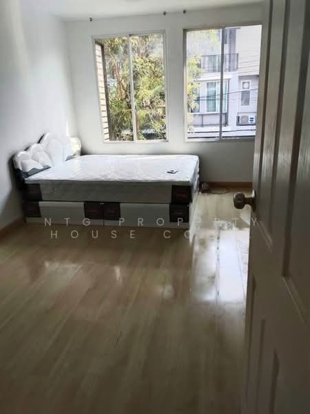 Areeya Daily Kaset-Nawamintr, Bangkok, Ladplakhao Road, Chorake Bua, Lat Phrao, Bangkok, 3 Bedrooms, 180 sqm, Townhouse For Rent, by NTG Property House Co.,Ltd., 500260375 - DDproperty.com