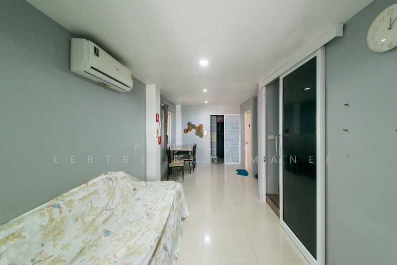 ขายทาวน์โฮม 3 ชั้น ติดถนนซอยแจ้งวัฒนะ 6 ใกล้ไอทีสแควร์ หลักสี่ ขนาด 20 ตรว., Bangkok, ซอยแจ้งวัฒนะ 6, Talat Bang Khen, Lak Si, Bangkok, 4 Bedrooms, 200 sqm, Townhouse For Sale, by Pimlada Lertritrungmanee, 500260380 - DDproperty.com