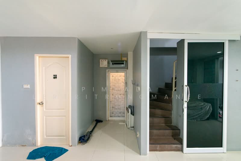 ขายทาวน์โฮม 3 ชั้น ติดถนนซอยแจ้งวัฒนะ 6 ใกล้ไอทีสแควร์ หลักสี่ ขนาด 20 ตรว., กรุงเทพ, ซอยแจ้งวัฒนะ 6, ตลาดบางเขน, หลักสี่, กรุงเทพ, 200 ตร.ม., ทาวน์เฮ้าส์ ขาย, โดย Pimlada Lertritrungmanee, 500260380 - DDproperty.com