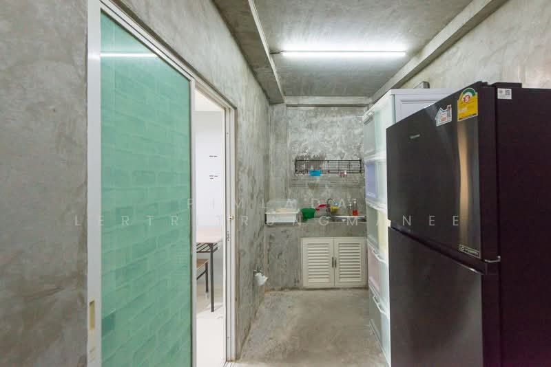 ขายทาวน์โฮม 3 ชั้น ติดถนนซอยแจ้งวัฒนะ 6 ใกล้ไอทีสแควร์ หลักสี่ ขนาด 20 ตรว., กรุงเทพ, ซอยแจ้งวัฒนะ 6, ตลาดบางเขน, หลักสี่, กรุงเทพ, 200 ตร.ม., ทาวน์เฮ้าส์ ขาย, โดย Pimlada Lertritrungmanee, 500260380 - DDproperty.com