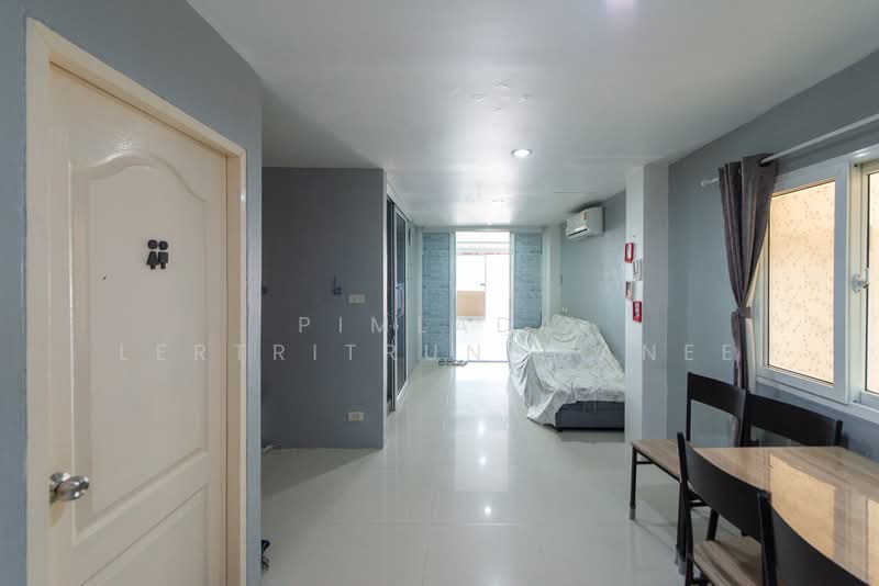 ขายทาวน์โฮม 3 ชั้น ติดถนนซอยแจ้งวัฒนะ 6 ใกล้ไอทีสแควร์ หลักสี่ ขนาด 20 ตรว., Bangkok, ซอยแจ้งวัฒนะ 6, Talat Bang Khen, Lak Si, Bangkok, 4 Bedrooms, 200 sqm, Townhouse For Sale, by Pimlada Lertritrungmanee, 500260380 - DDproperty.com