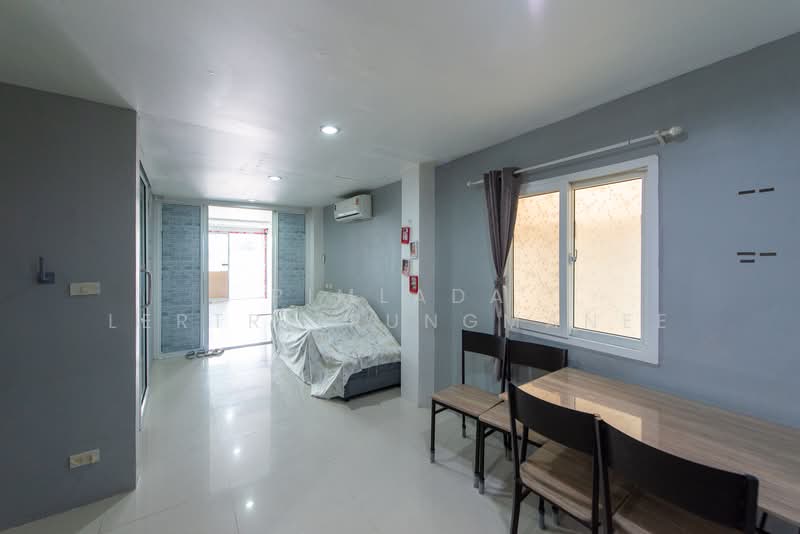 ขายทาวน์โฮม 3 ชั้น ติดถนนซอยแจ้งวัฒนะ 6 ใกล้ไอทีสแควร์ หลักสี่ ขนาด 20 ตรว., กรุงเทพ, ซอยแจ้งวัฒนะ 6, ตลาดบางเขน, หลักสี่, กรุงเทพ, 200 ตร.ม., ทาวน์เฮ้าส์ ขาย, โดย Pimlada Lertritrungmanee, 500260380 - DDproperty.com