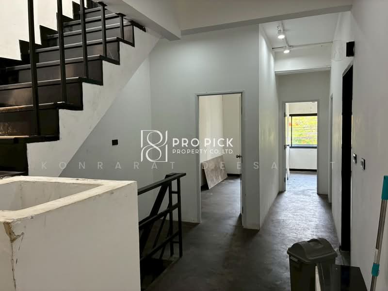 Shophouse Restaurant Bar For Rent near BTS Ekkamai Watthana, Bangkok, สุขุมวิท, Khlong Tan Nua, Watthana, Bangkok, , 300 sqm, Shophouse For Rent, by Konrarat Deesawat, 500260407 - DDproperty.com