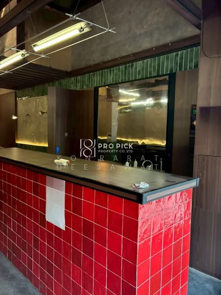 Shophouse Restaurant Bar For Rent near BTS Ekkamai Watthana, Bangkok, สุขุมวิท, Khlong Tan Nua, Watthana, Bangkok, , 300 sqm, Shophouse For Rent, by Konrarat Deesawat, 500260407 - DDproperty.com