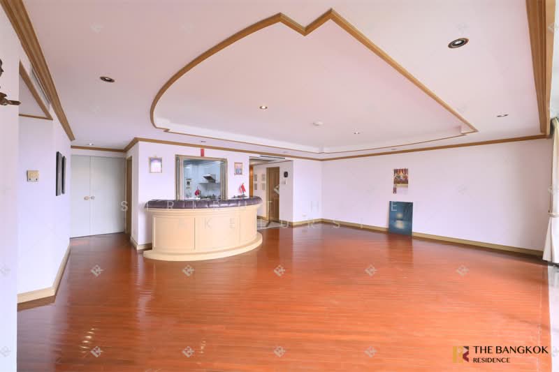 Somkid Gardens, Bangkok, Ploenchit, Lumphini, Pathum Wan, Bangkok, 3 Bedrooms, 211 sqm, Condo For Sale, by Sirirut Havee Akehurst, 500260423 - DDproperty.com