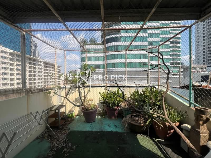 Shophouse For Rent For Clinic Massage Retail Cafe near BTS Thonglo, Bangkok, สุขุมวิท, Khlong Tan Nua, Watthana, Bangkok, , 290 sqm, Shophouse For Rent, by Konrarat Deesawat, 500260434 - DDproperty.com