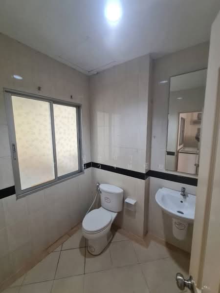 จดบริษัทได้ เหมาะทำออฟฟิศ ให้เช่าโฮมออฟฟิศ 3 ชั้น บ้านกลางเมือง The Royal Monaco ศรีนครินทร์ 24, กรุงเทพ, ศรีนครินทร์, สวนหลวง, สวนหลวง, กรุงเทพ, 200 ตร.ม., ทาวน์เฮ้าส์ ให้เช่า, โดย บุษบา รัตนวงษ์ชัย, 500260444 - DDproperty.com