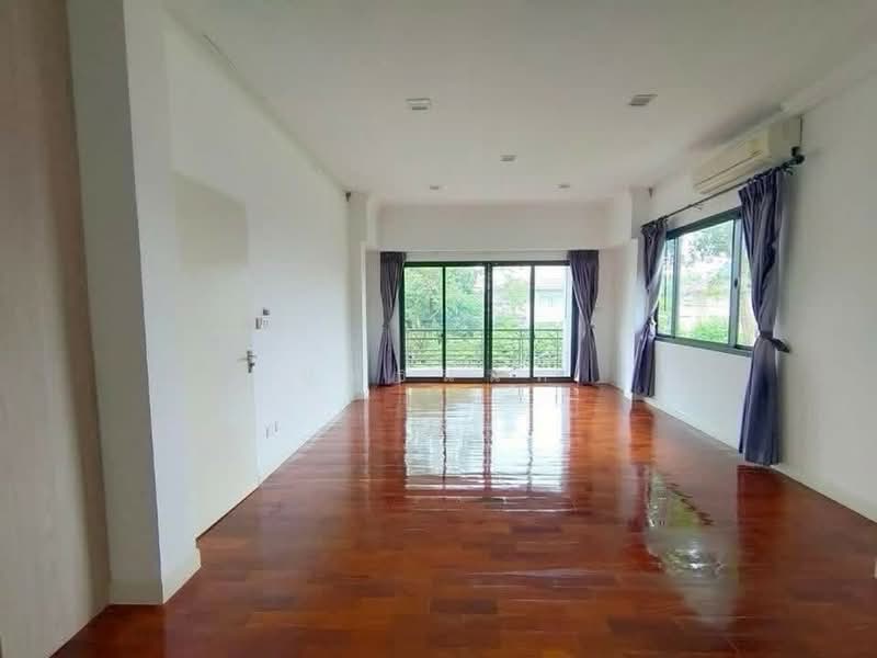 Perfect Masterpiece Ramkhamhaeng, Bangkok, Soi Ramkhamhaeng 164, Saphan Sung, Saphan Sung, Bangkok, 5 Bedrooms, 425 sqm, Single Detached House For Sale, by ยุทธนันท์, 500260458 - DDproperty.com