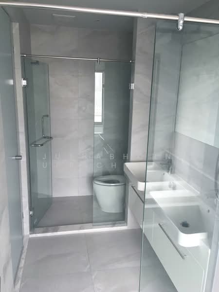 Rhythm Ekkamai, Bangkok, 11 Soi Sukhumvit 63, Khlongtoei Nua, Watthana, Bangkok, 2 Bedrooms, 80 sqm, Condo For Rent, by Juthabhorn Uppachit (Amy), 500260463 - DDproperty.com