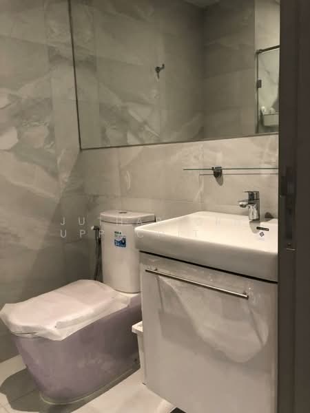 Rhythm Ekkamai, Bangkok, 11 Soi Sukhumvit 63, Khlongtoei Nua, Watthana, Bangkok, 1 Bedroom, 35 sqm, Condo For Rent, by Juthabhorn Uppachit (Amy), 500260466 - DDproperty.com