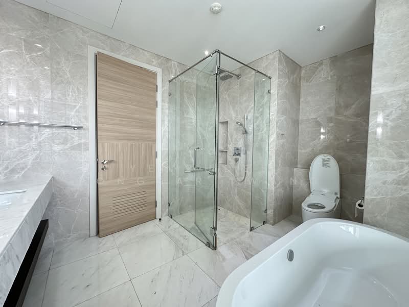 Sindhorn Residence, Bangkok, 54 Soi Ton Son, Lumphini, Pathum Wan, Bangkok, 2 Bedrooms, 142 sqm, Condo For Rent, by Yenrudee Jongsaritwang, 500260474 - DDproperty.com