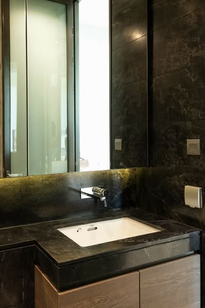 28 Chidlom, Bangkok, 28 Chit Lom Alley, Lumphini, Pathum Wan, Bangkok, 2 Bedrooms, 74 sqm, Condo For Rent, by ศรราม เสนานุช, 500260475 - DDproperty.com
