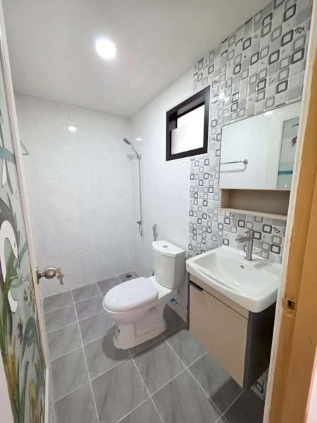 Moobaan KC Ramintra 3 : หมู่บ้านเคซีรามอินทรา 3, กรุงเทพ, ซอยหทัยราษฎร์ 39, สามวาตะวันตก, คลองสามวา, กรุงเทพ, 80 ตร.ม., ทาวน์เฮ้าส์ ขาย, โดย นภัสศรณ์ วงศ์สินไทยกร (นันท์), 500260476 - DDproperty.com