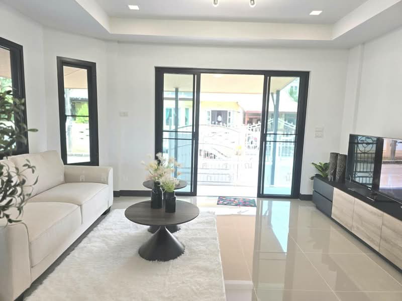 ชัยพฤกษ์1 สุวินทวงศ์-คุ้มเกล้า, Bangkok, คุ้มเกล้า7, Lam Pla Tiew, Lat Krabang, Bangkok, 4 Bedrooms, 200 sqm, Single Detached House For Sale, by นภัสศรณ์ วงศ์สินไทยกร (นันท์), 500260479 - DDproperty.com