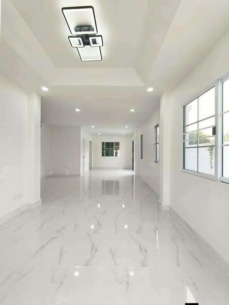 S Ville Rangsit-Lamlukka Klong 4, Pathum Thani, Sawai Pracharat Road (Lam Luk Ka, Khlong 4), Lat Sawai, Lam Luk Ka, Pathum Thani, 4 Bedrooms, 200 sqm, Single Detached House For Sale, by นภัสศรณ์ วงศ์สินไทยกร (นันท์), 500260482 - DDproperty.com