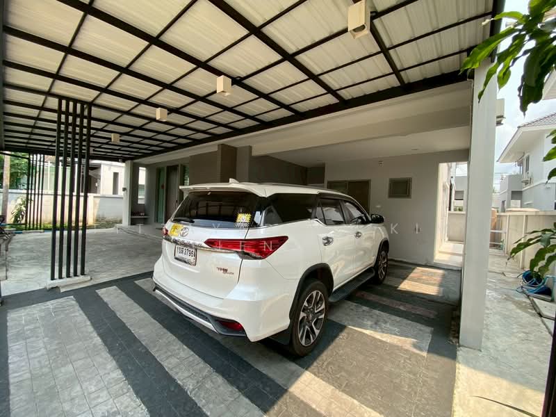 Perfect Place Sukhumvit 77-Suvarnabhumi, Samut Prakan, Lat Krabang Road, Rachathewa, Bang Plee, Samut Prakan, 5 Bedrooms, 300 sqm, Single Detached House For Rent, by Tittayaporn Kim (Jenny), 500260507 - DDproperty.com