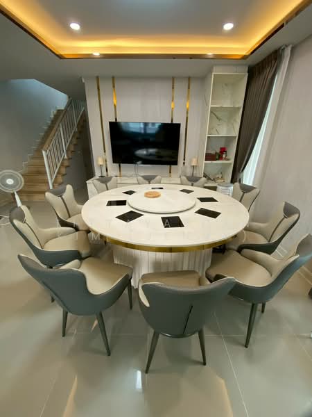 Perfect Place Sukhumvit 77-Suvarnabhumi : เพอร์เฟค เพลส สุขุมวิท77-สุวรรณภูมิ, สมุทรปราการ, ถนนลาดกระบัง, ราชาเทวะ, บางพลี, สมุทรปราการ, 300 ตร.ม., บ้านเดี่ยว ให้เช่า, โดย Tittayaporn Kim (Jenny), 500260507 - DDproperty.com