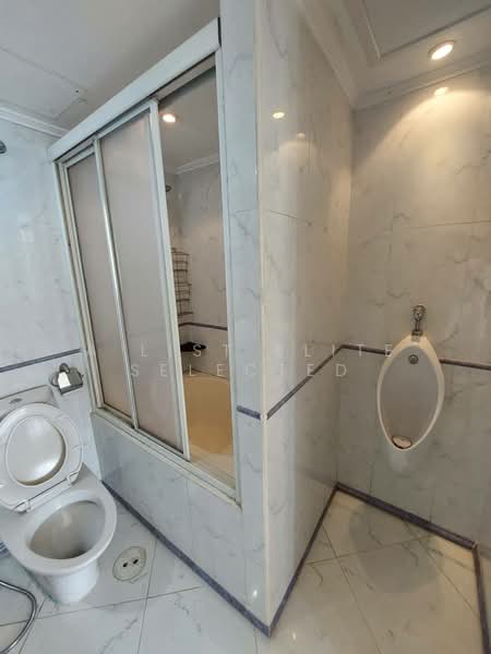 Jomtien Complex Condotel, Chon Buri (Pattaya), 414 Thappraya Road, Nong Pru, Bang Lamung (Pattaya), Chon Buri (Pattaya), 2 Bedrooms, 122 sqm, Condo For Sale, by A LIST ELITE SELECTED, 500260516 - DDproperty.com