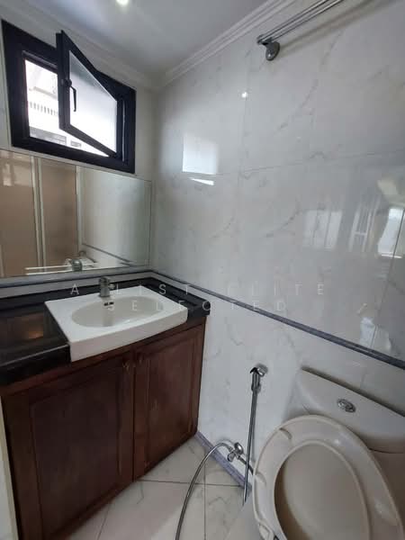 Jomtien Complex Condotel, Chon Buri (Pattaya), 414 Thappraya Road, Nong Pru, Bang Lamung (Pattaya), Chon Buri (Pattaya), 2 Bedrooms, 122 sqm, Condo For Sale, by A LIST ELITE SELECTED, 500260516 - DDproperty.com