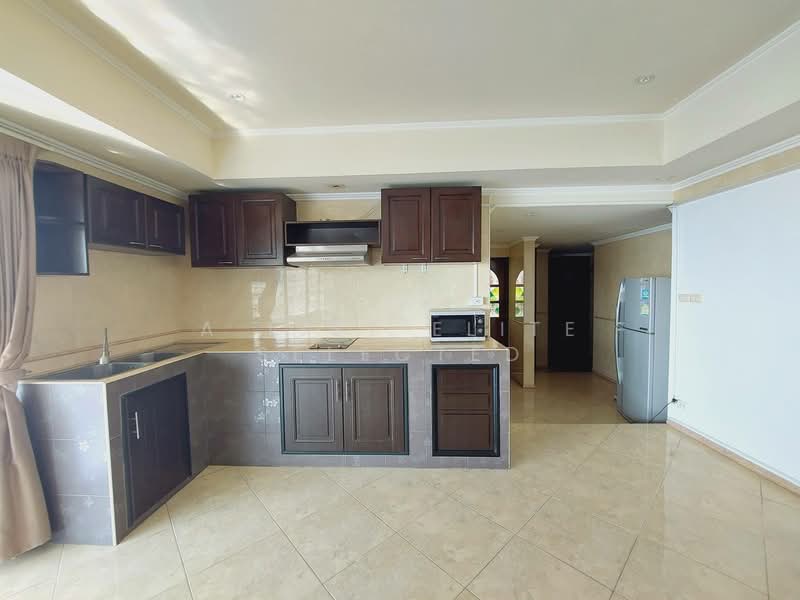 Jomtien Complex Condotel : จอมเทียน คอมเพล็กซ์ คอนโดเทล, ชลบุรี, 414 ทัพพระยา, หนองปรือ, บางละมุง, ชลบุรี, 122 ตร.ม., คอนโด ขาย, โดย A LIST ELITE SELECTED, 500260516 - DDproperty.com