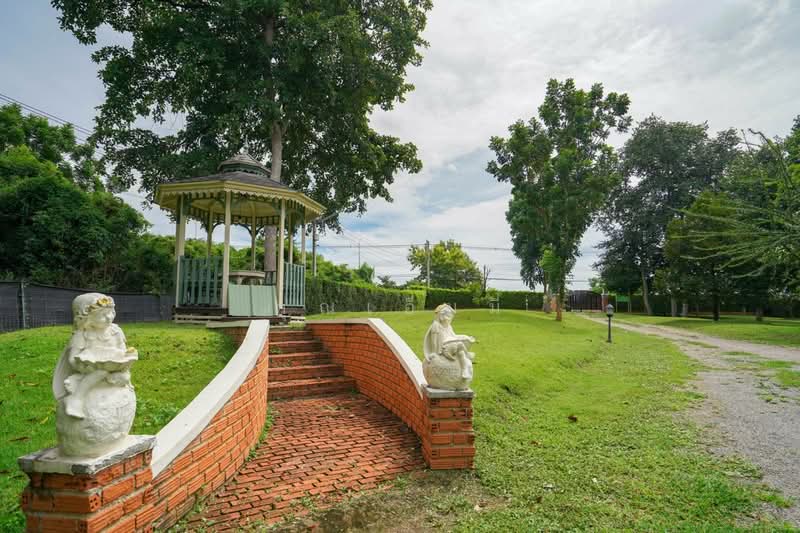 13-Rai Vacation Home with Land for Sale in Photharam, Ratchaburi, Ratchaburi, Bang Tanot, Photharam, Ratchaburi, Studio, 260 sqm, Single Detached House For Sale, by คุณเอ็มมี่, 500260529 - DDproperty.com