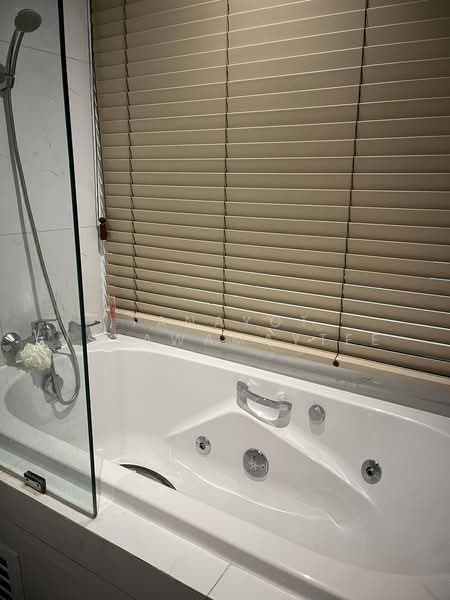 Altitude Samyan-Silom, Bangkok, 195 Si Phraya Road, Maha Phrutharam, Bang Rak, Bangkok, 2 Bedrooms, 50 sqm, Condo For Rent, by Tanayot Ussawamaytee, 500260545 - DDproperty.com