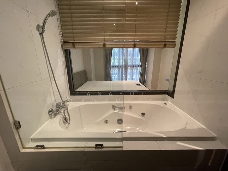 For Rent - Altitude Samyan-Silom, Bangkok