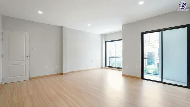 Living Park Rama 5, Nonthaburi, Bang Sri Mueang 1 Road, Bang Sri Muang, Muang Nonthaburi, Nonthaburi, 5 Bedrooms, 213 sqm, Single Detached House For Sale, by พเนตร มหามิตรานนท์, 500260570 - DDproperty.com