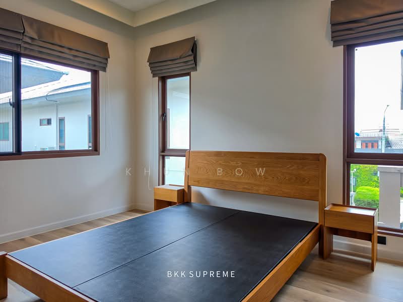 Burasiri Krungthep Kreetha, Bangkok, 95 Soi Pracha Ruam Chai, Hua Mak, Bang Kapi, Bangkok, 4 Bedrooms, 300 sqm, Single Detached House For Rent, by Khun Bow, 500260572 - DDproperty.com