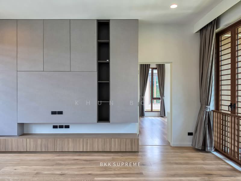 Burasiri Krungthep Kreetha, Bangkok, 95 Soi Pracha Ruam Chai, Hua Mak, Bang Kapi, Bangkok, 4 Bedrooms, 300 sqm, Single Detached House For Rent, by Khun Bow, 500260572 - DDproperty.com