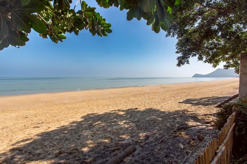 ขายบ้านติดทะเลปราณบุรี, Prachuap Khiri Khan, Pran Buri, Pran Buri, Prachuap Khiri Khan, 3 Bedrooms, 308 sqm, Single Detached House For Sale, by พิชญ์ณภัทร ทรัพย์กานต์ธนา, 500260600 - DDproperty.com