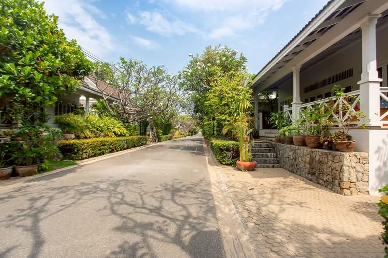 Baan Chalianglom, Prachuap Khiri Khan, Nong Kae, Hua Hin, Prachuap Khiri Khan, 4 Bedrooms, 299 sqm, Villa For Sale, by พิชญ์ณภัทร ทรัพย์กานต์ธนา, 500260609 - DDproperty.com