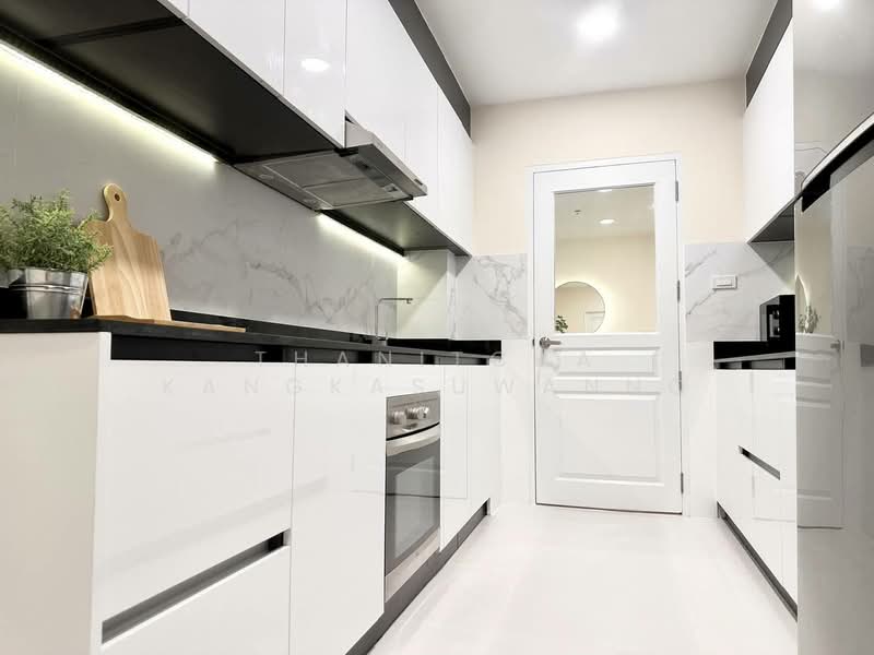 Grand Langsuan, Bangkok, Soi Lang Suan ,Ploenchit Road, Lumphini, Pathum Wan, Bangkok, 3 Bedrooms, 146 sqm, Condo For Rent, by Thanitcha Kangkasuwanno, 500260631 - DDproperty.com