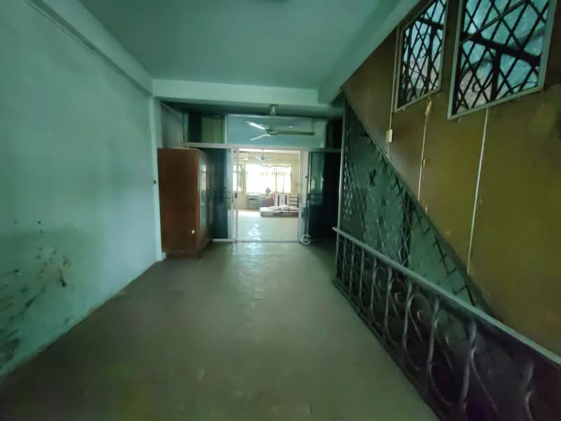 ตึกแถว ใกล้บีทีเอสบางจาก ถนนสุขุมวิท, Bangkok, สุขุมวิท, Bang Chak, Phra Khanong, Bangkok, , 200 sqm, Shophouse For Sale, by vanee chiracharasporn, 500260636 - DDproperty.com