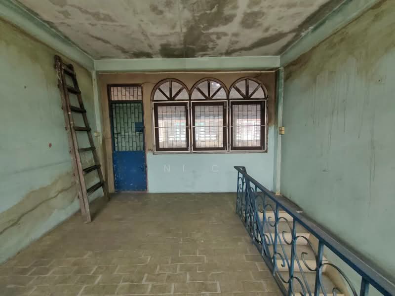 ตึกแถว ใกล้บีทีเอสบางจาก ถนนสุขุมวิท, Bangkok, สุขุมวิท, Bang Chak, Phra Khanong, Bangkok, , 200 sqm, Shophouse For Sale, by vanee chiracharasporn, 500260636 - DDproperty.com