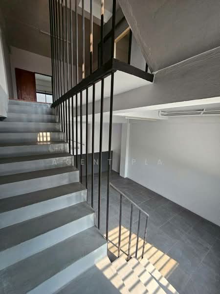 Commercial Building for Rent – Soi Sriboonruang, Thepharak–Samrong (SPSP655), Samut Prakan, ซอยศรีบุญเรือง, Thepharak, Muang Samut Prakarn, Samut Prakan, , 600 sqm, Shophouse For Rent, by Agent Pla, 500260640 - DDproperty.com