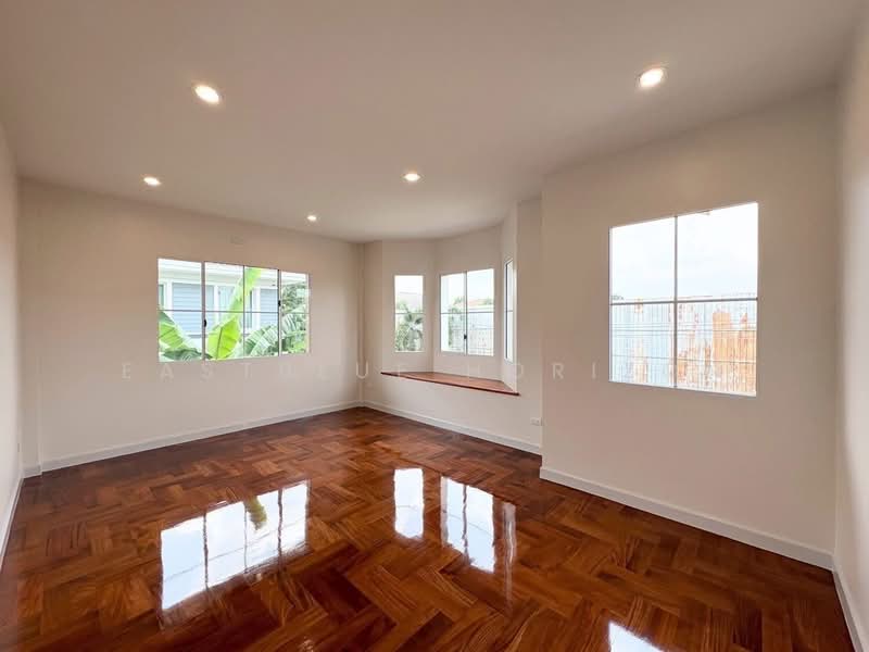 Mantana Pinklao-Rama 5, Nonthaburi, Nakhon In Road, Bang Khun Kong, Bang Kruai, Nonthaburi, 3 Bedrooms, 170 sqm, Single Detached House For Sale, by Eastblue Horizon, 500260671 - DDproperty.com