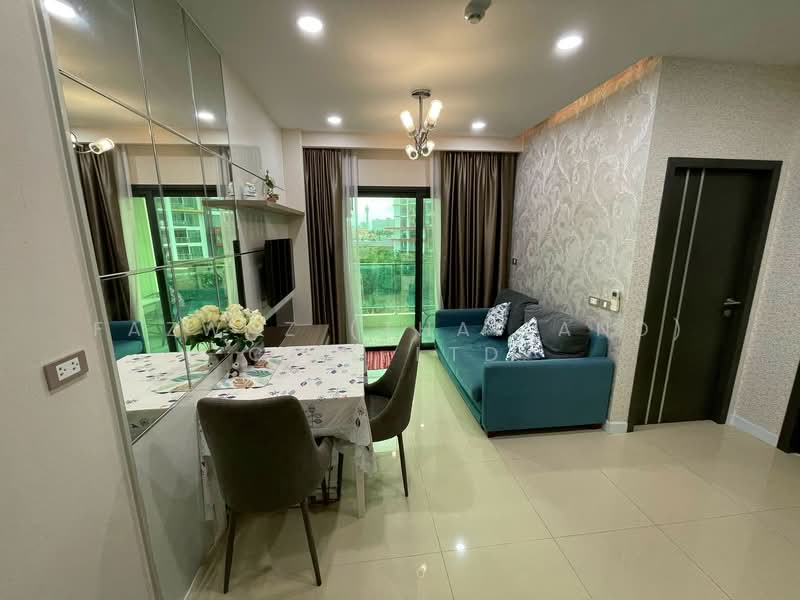 Dusit Grand Condo View, Chon Buri (Pattaya), Jomtien 2nd Road, Nong Pru, Bang Lamung (Pattaya), Chon Buri (Pattaya), 1 Bedroom, 35 sqm, Condo For Sale, by Fazwaz (Thailand) Co., Ltd., 500260675 - DDproperty.com