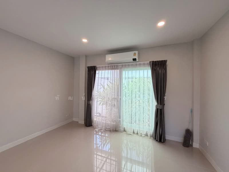 Centro Prachauthit 90 : เซนโทร ประชาอุทิศ 90, สมุทรปราการ, ซอย ประชาสามัคคี, บ้านคลองสวน, พระสมุทรเจดีย์, สมุทรปราการ, 190 ตร.ม., บ้านเดี่ยว ขาย, โดย พัฒน์ วินเนอร์, 500260685 - DDproperty.com